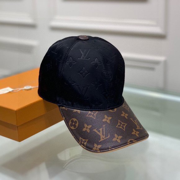 AUTHENTIC Louis Vuitton Hats